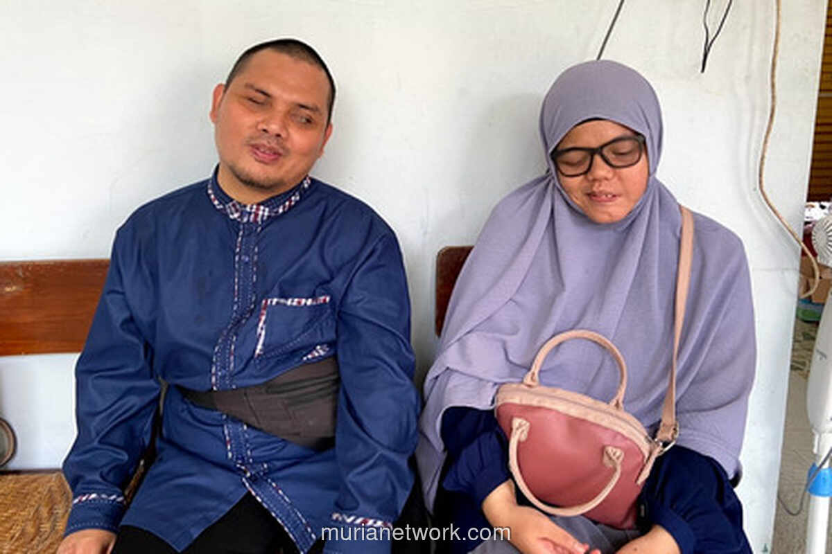 Di Balik Gelap, Syifa dan Suami Nyalakan Pelita Quran Braille di Cibinong
