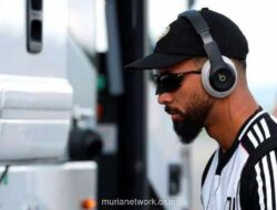 Masa Depan Douglas Luiz Terkatung-katung, Juventus dan Forest Sama-Sama Tak Ingin