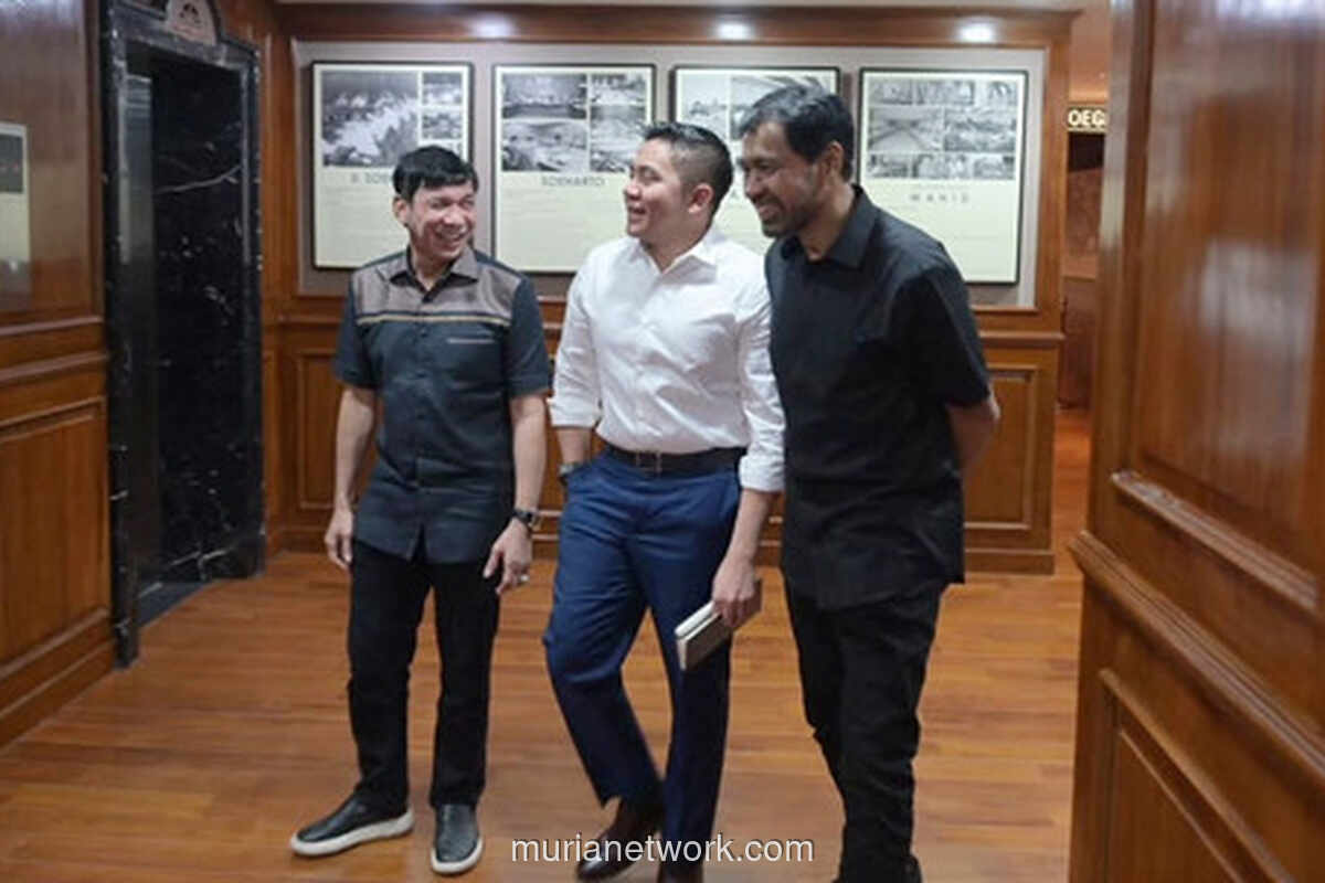 Sekretariat Kabinet Terangi Malam, Bahas Pemulihan Aceh Bersama Gubernur