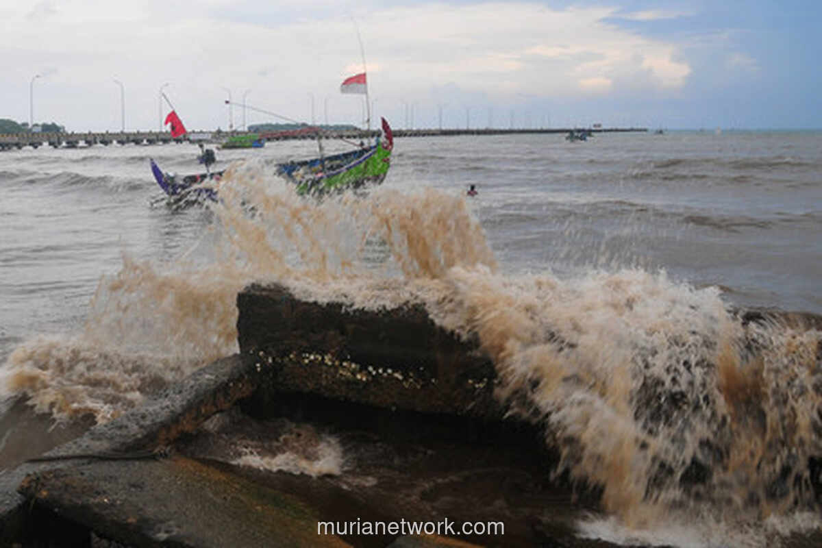 Bibit Siklon Tropis 91S Menguat, BMKG Peringatkan Dampak hingga Pesisir Jawa