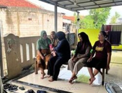 Polisi Turun Tangan, Beri Layanan Kesehatan ke Pengungsi Banjir Benda