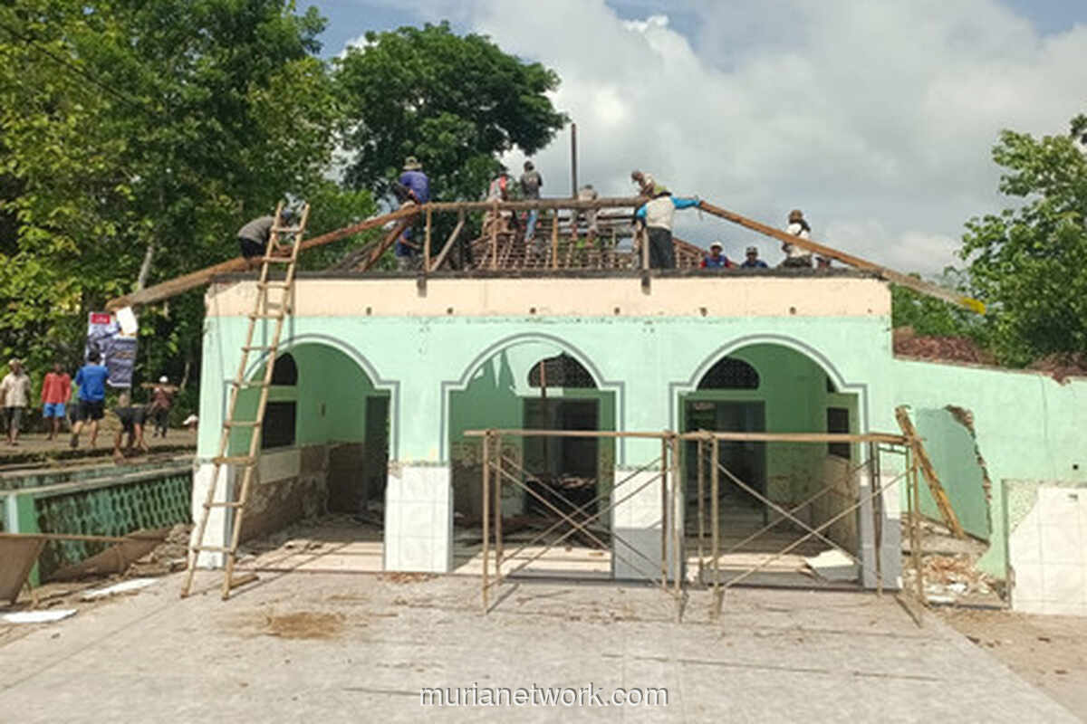Janji Donatur Menguap, Masjid di Gunungkidul Dibongkar Duluan