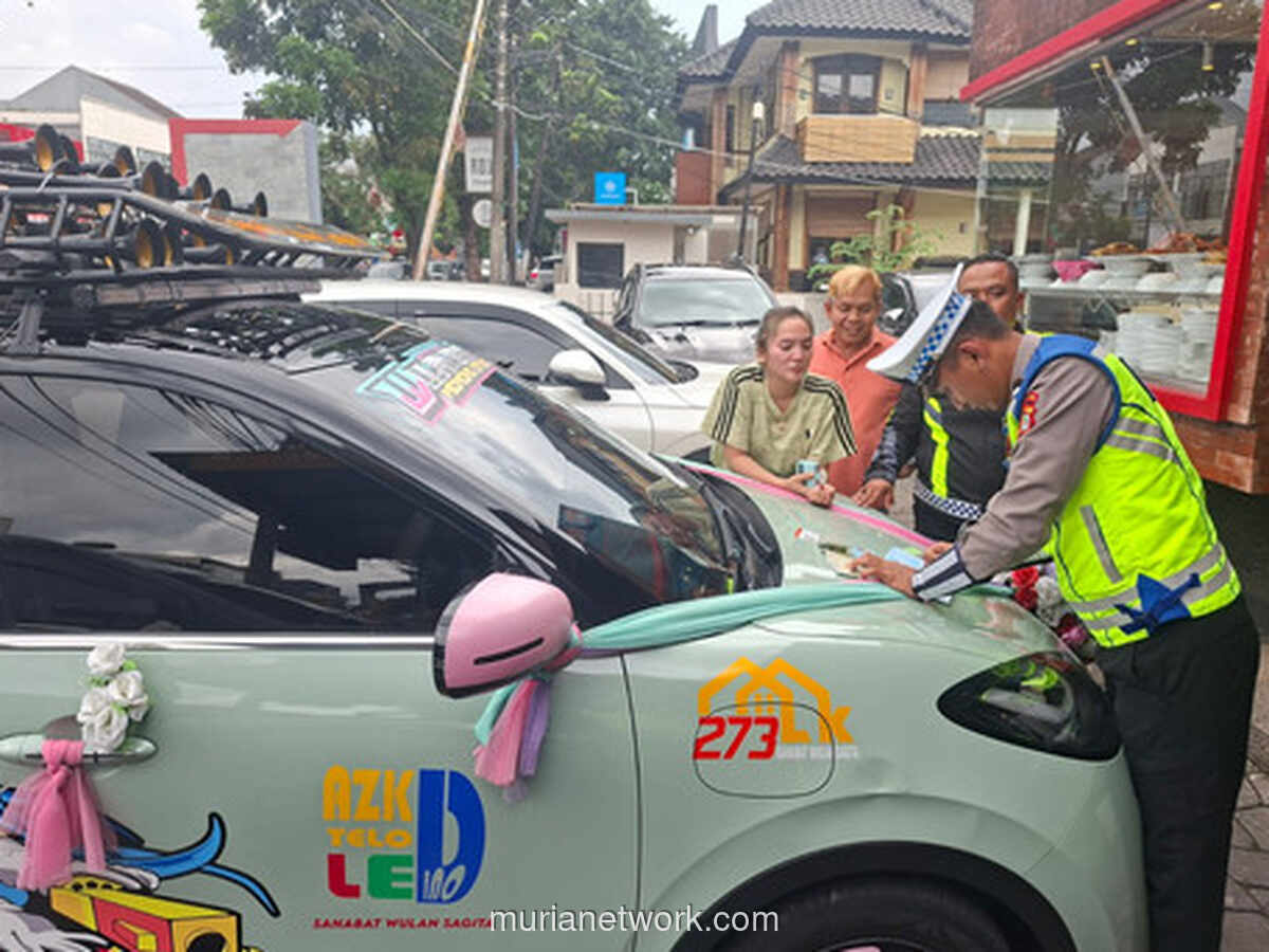 Mobil Listrik Sahabat Wulan Sagita Diringkus Polisi Gara-gara Lampu Strobonya