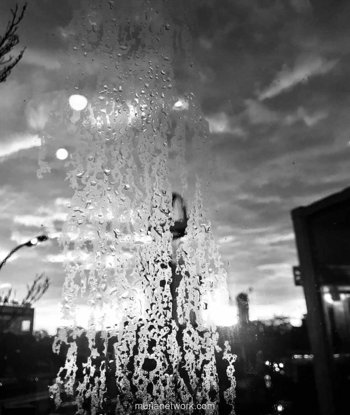 Pertarungan Batin: Konsistensi vs. Oportunisme di Medan Jiwa