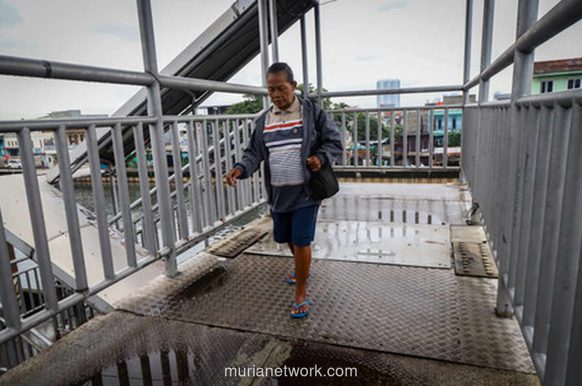 JPO Daan Mogot Ditambal Darurat Usai Viral di Medsos