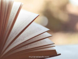 Novel Indonesia: Ketika Kritik Politik Bersembunyi di Balik Kisah Fiksi