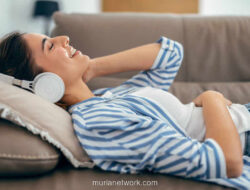 Salah Dengar Lirik Lagu? Itu Bukti Otakmu Sedang Berpikir Keras