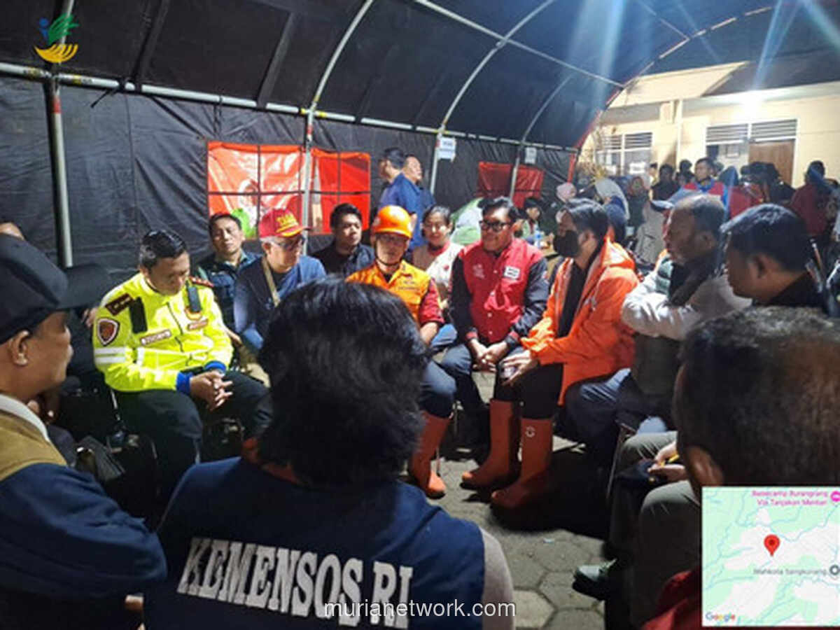 Tanah Bergerak di Pasirlangu, 73 Jiwa Masih Tertimbun Reruntuhan