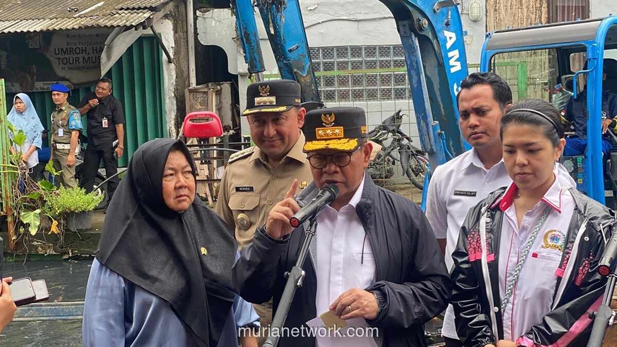 Pramono Anung: Perbaikan Jalan Jakarta Ditunda Sampai Hujan Reda