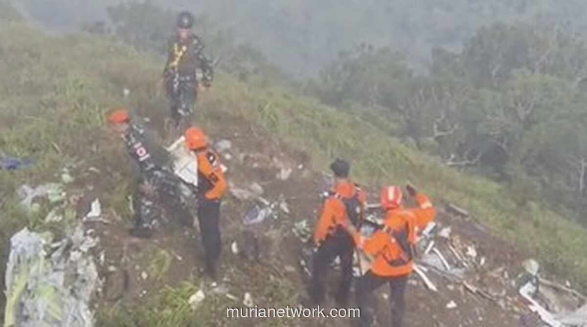 Kabut Tebal Hambat Pencarian Korban Jatuhnya Pesawat di Lereng Bulusaraung