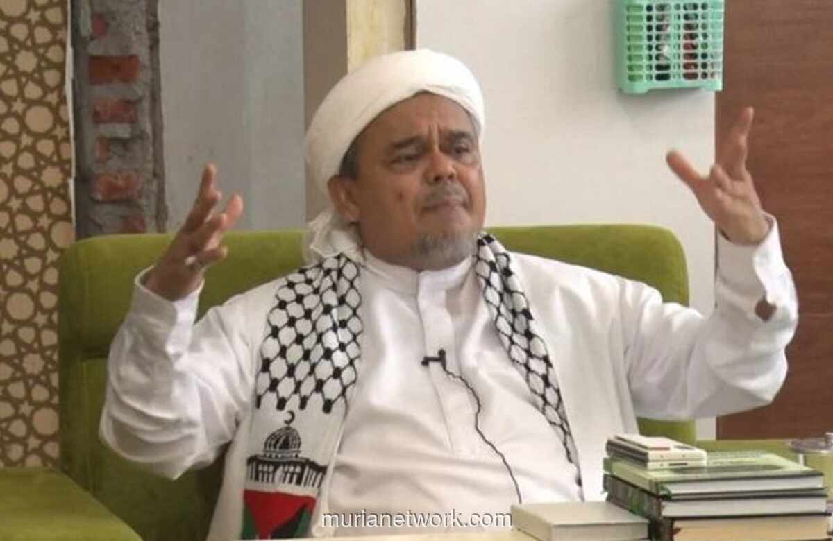 Habib Rizieq Buka Suara: Kritik Pejabat Boleh, Tapi Jangan Sentuh Ibadah