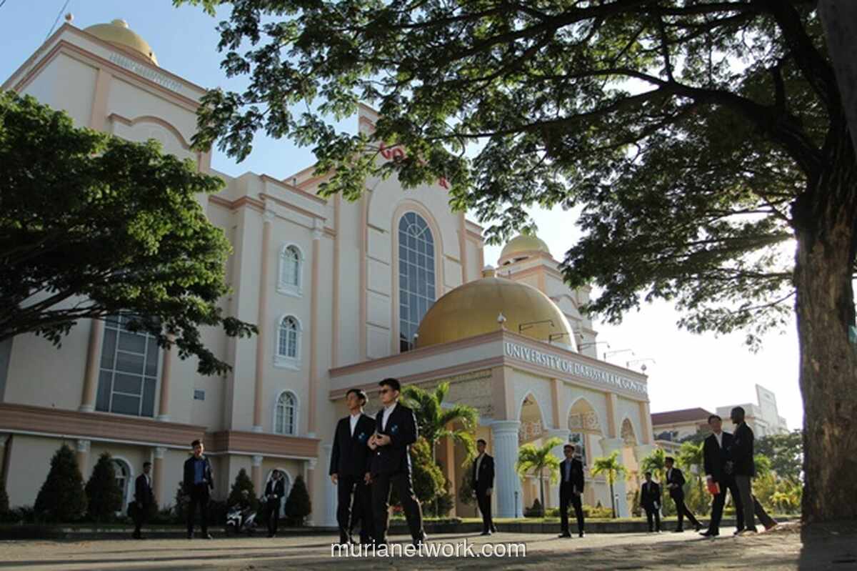 Kampus Sibuk Menghitung, Lupa Menimbang Makna