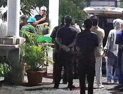 Jenazah Lula Lahfah Diberangkatkan Dini Hari, Reza Arap Menghindar dari Sorotan