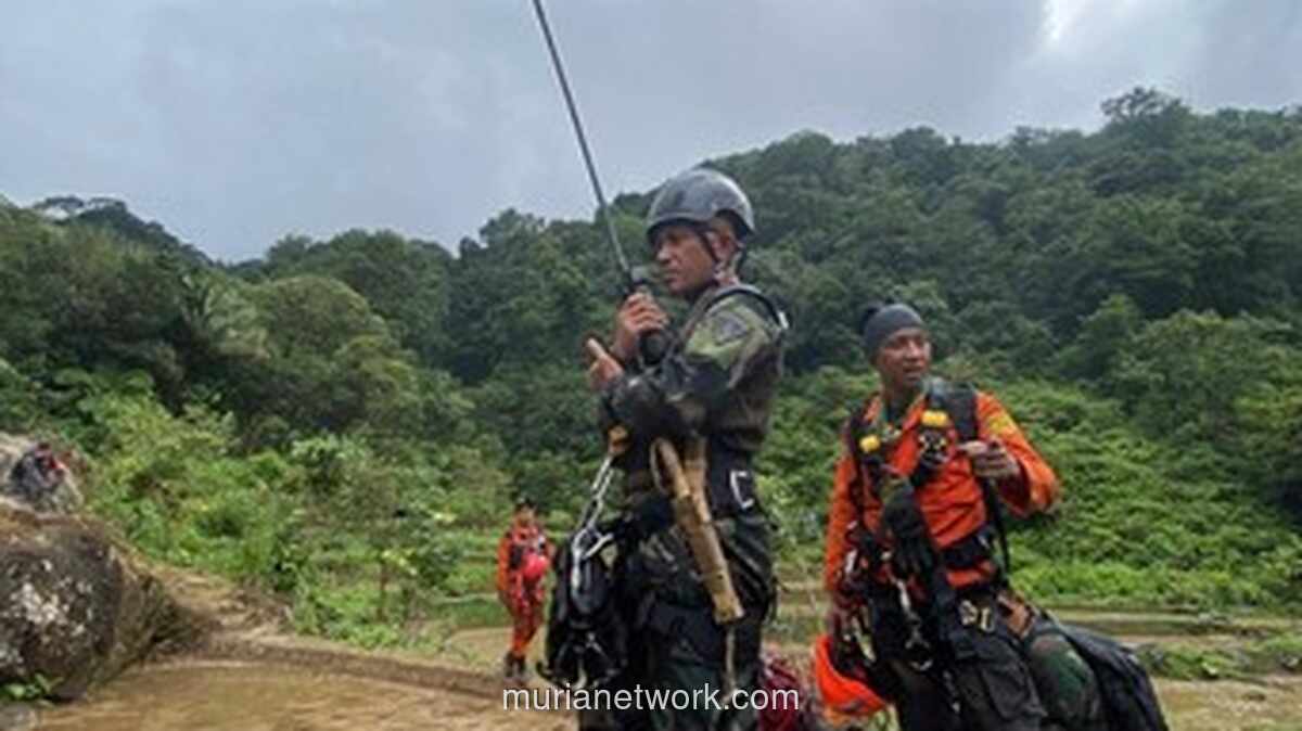 Jenazah Pertama Korban ATR 42-500 Tiba di Lampesu, Evakuasi Lanjut Bergantung Cuaca