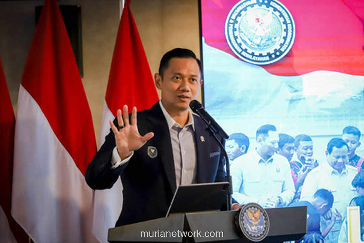 Serpihan Pesawat ATR Ditemukan di Lereng Gunung, Evakuasi Segera Dilakukan