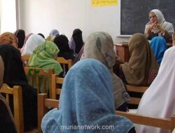 Kuliah Dibilang Scam, Benarkah Menurut Kacamata Islam?