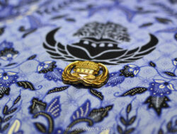 Seragam Cokelat dan Penjara Gengsi: Saat Cita-cita Anak Dikalahkan Ekspektasi Desa