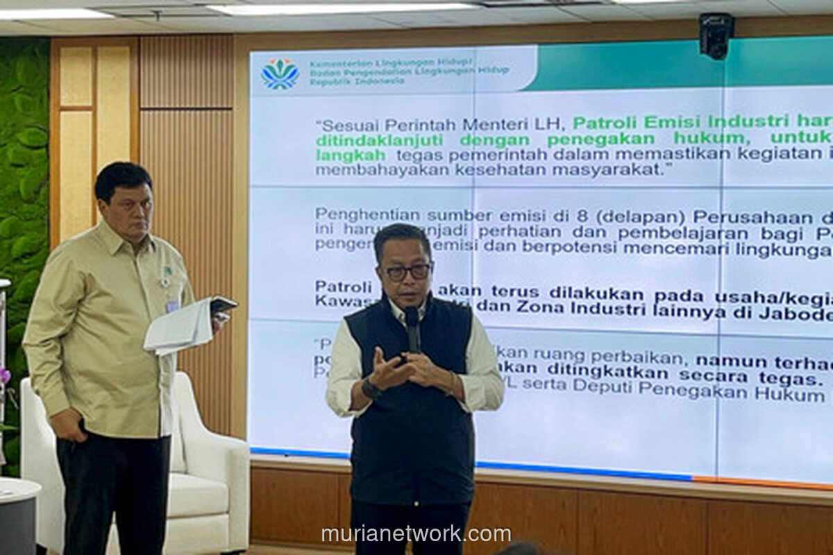 Delapan Pabrik di Jabodetabek Disetop Operasi Cerobongnya Gara-gara Asap Hitam