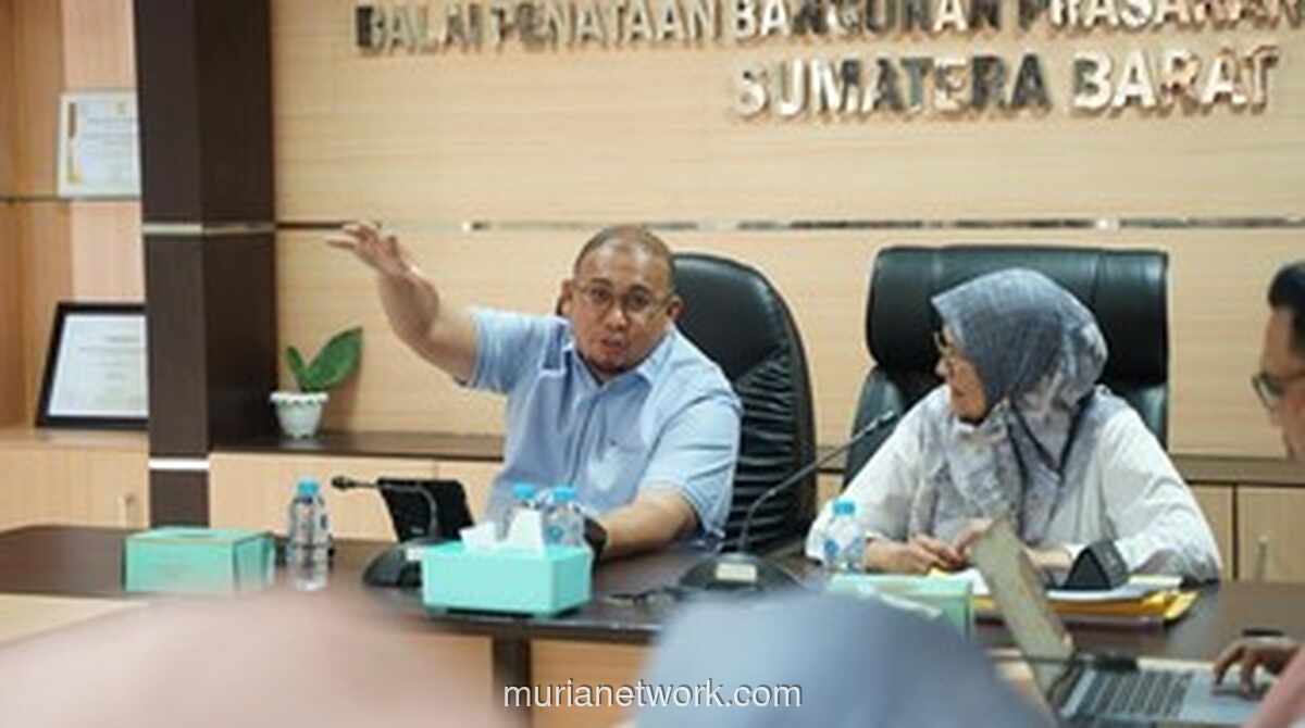 Andre Rosiade Tinjau Pemulihan Infrastruktur Sumbar, Soroti Krisis Air Bersih di Padang