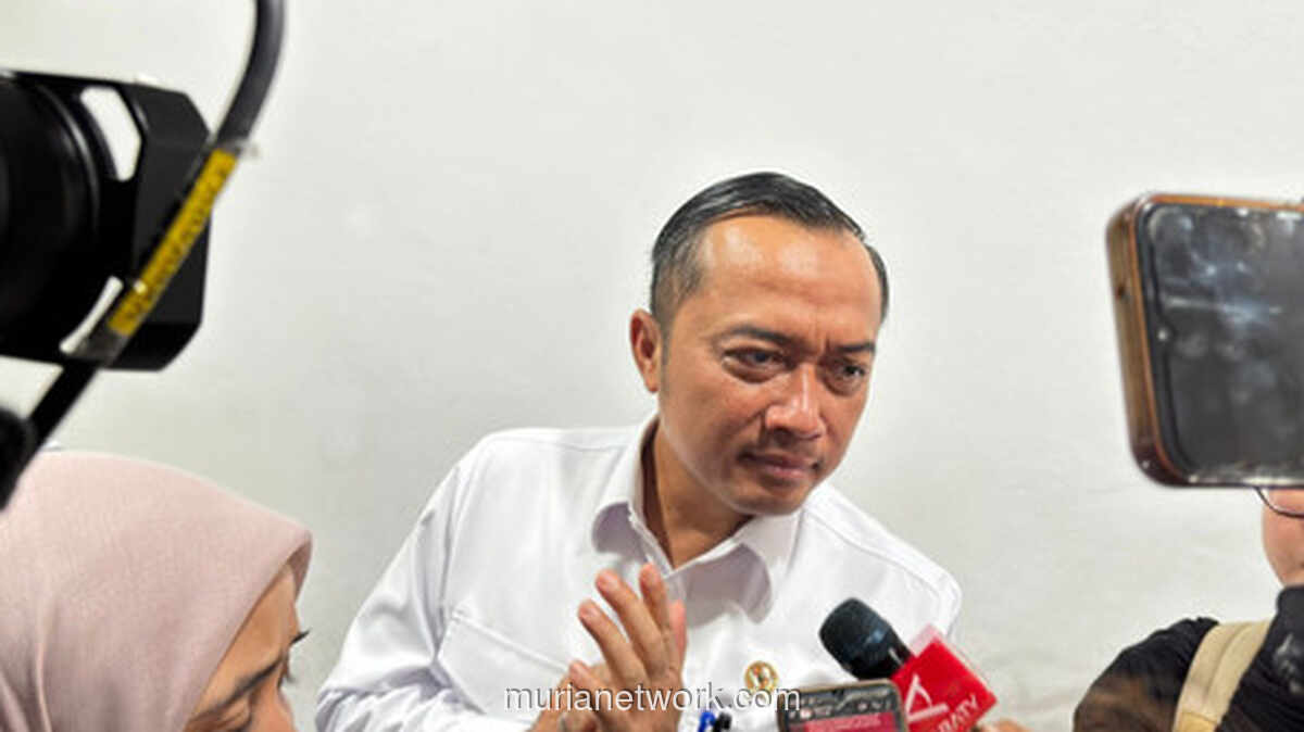 Prasetyo Bantah Isu Pertemuan Prabowo dengan Oposisi