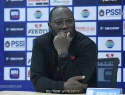 Jacksen F. Tiago Ambil Alih Kendali MilkLife Soccer Challenge Putri