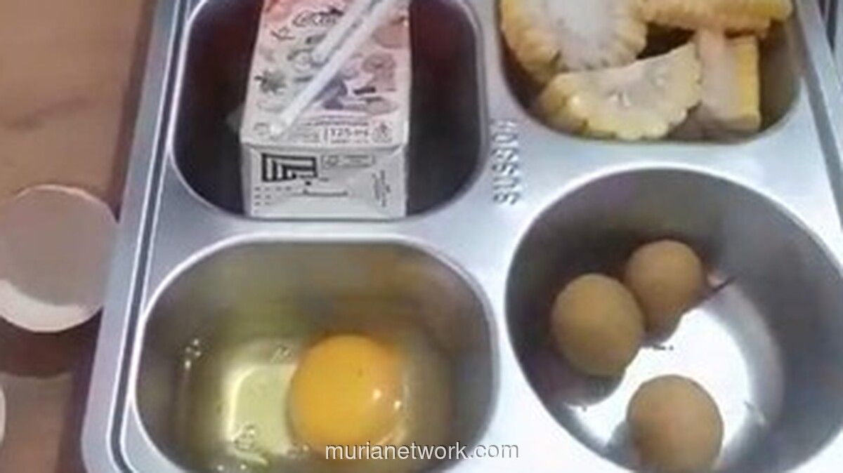 Telur Mentah dan Jagung Belum Dimasak Lagi-lagi Jadi Menu Makanan Bergizi di SMA Lebak