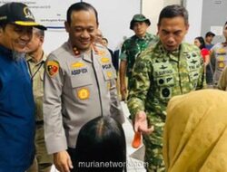 Kapolda dan Pangdam Jaya Turun Malam, Tinjau Langsung Pengungsian Banjir Cilincing