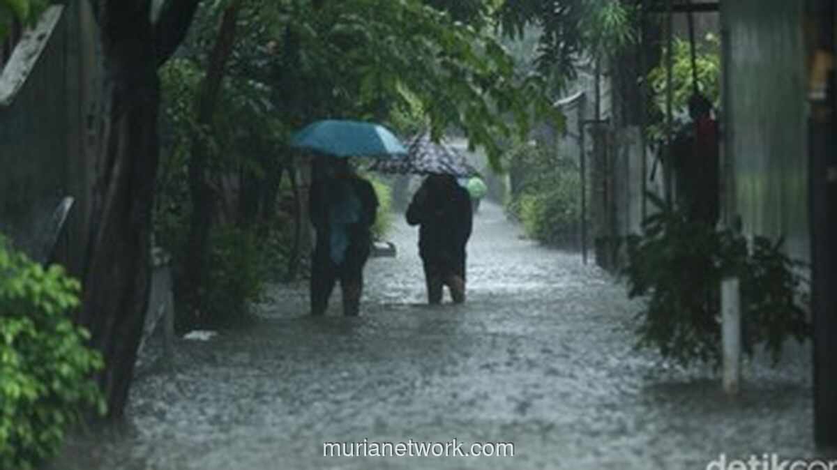 Bekasi Desak Perpanjangan Teknologi Pengendali Hujan Jelang Ancaman Ekstrem