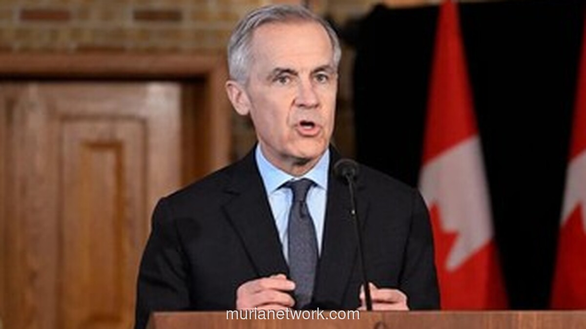 Trump Ancang-ancang Tarif 100% ke Kanada, Carney Balas dengan Ajakan Belanja Lokal