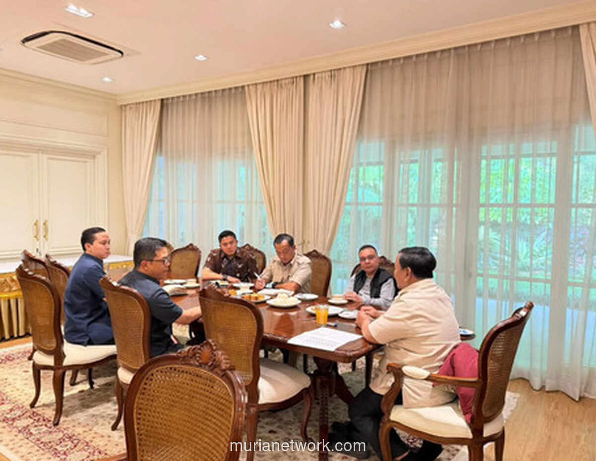 Prabowo Gelar Rapat Tertutup, Beri Penugasan Khusus ke Dasco dan Staf Inti