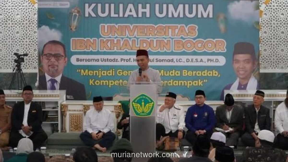 Ustaz Abdul Somad Tekankan Adab dan Kompetensi di Kuliah Umum UIKA Bogor