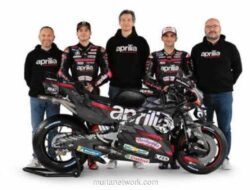 Aprilia Berjuang Keras Pertahankan Bezzecchi dan Martin dari Serbuan Rival