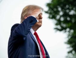 Trump Ancam Kolombia Usai Operasi Militer di Venezuela, Sebut Petro Orang Gila