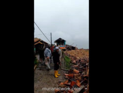 Tim SAR Berjuang di Tengah Cuaca Ekstrem, Evakuasi Korban Longsor Cisarua Terus Digenjot