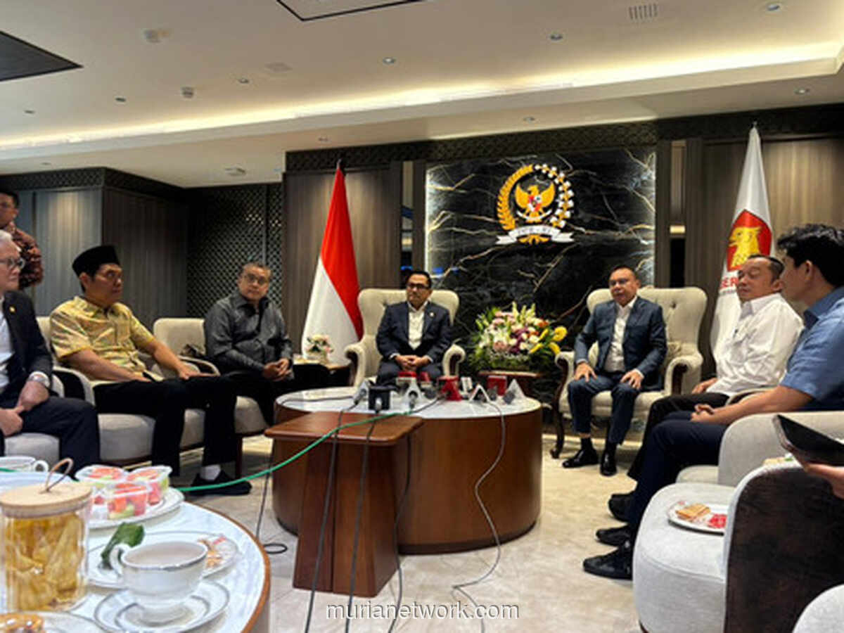 DPR Hentikan Pembahasan RUU Pilkada, Fokus ke Revisi UU Pemilu