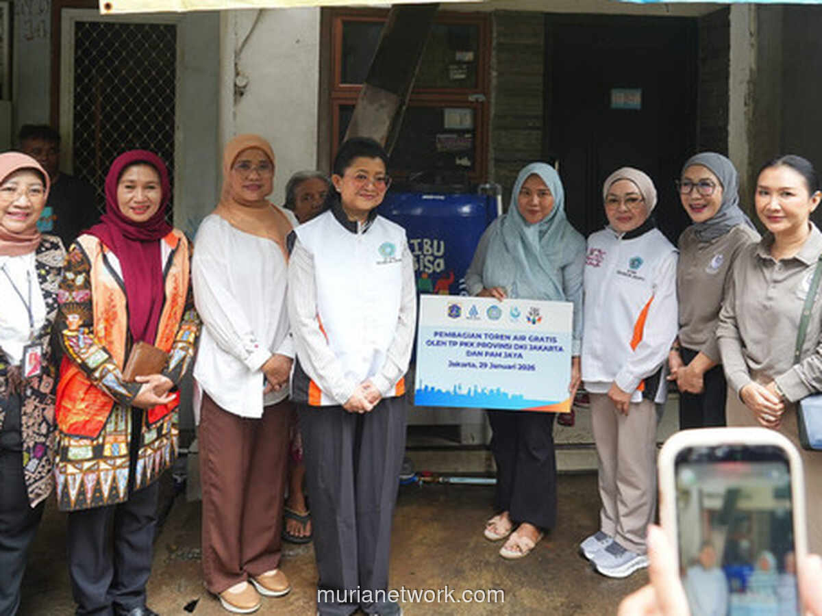 Toren Air Gratis untuk Warga Jakarta yang Kesulitan Air Bersih