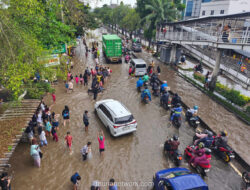 Daan Mogot Kembali Normal, Genangan Setelah Hujan Deras Akhirnya Surut