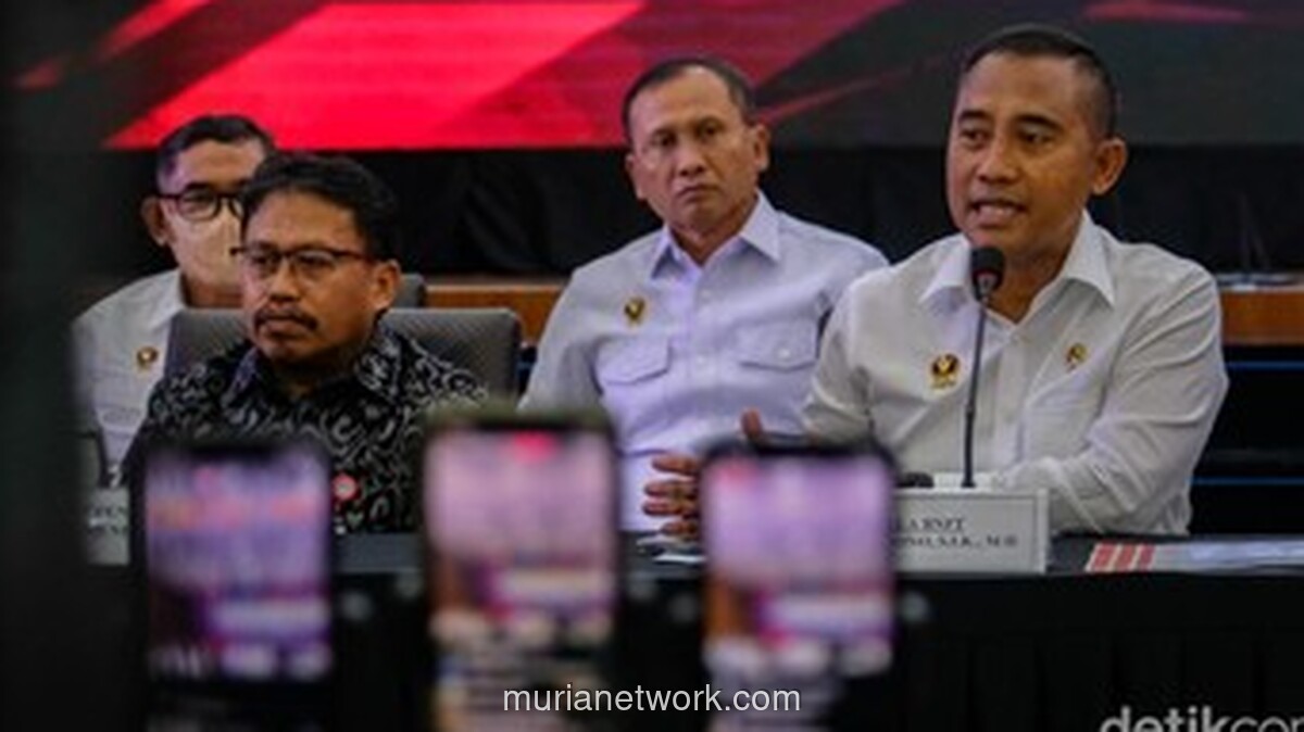 Geng Digital Neo-Nazi Rekrut 70 Anak, Rencanakan Serangan di Sekolah