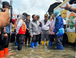 Pramono Anung Turun Langsung ke Rawa Buaya, Tinjau Pengungsian dan Perintahkan Tambah Pompa Air