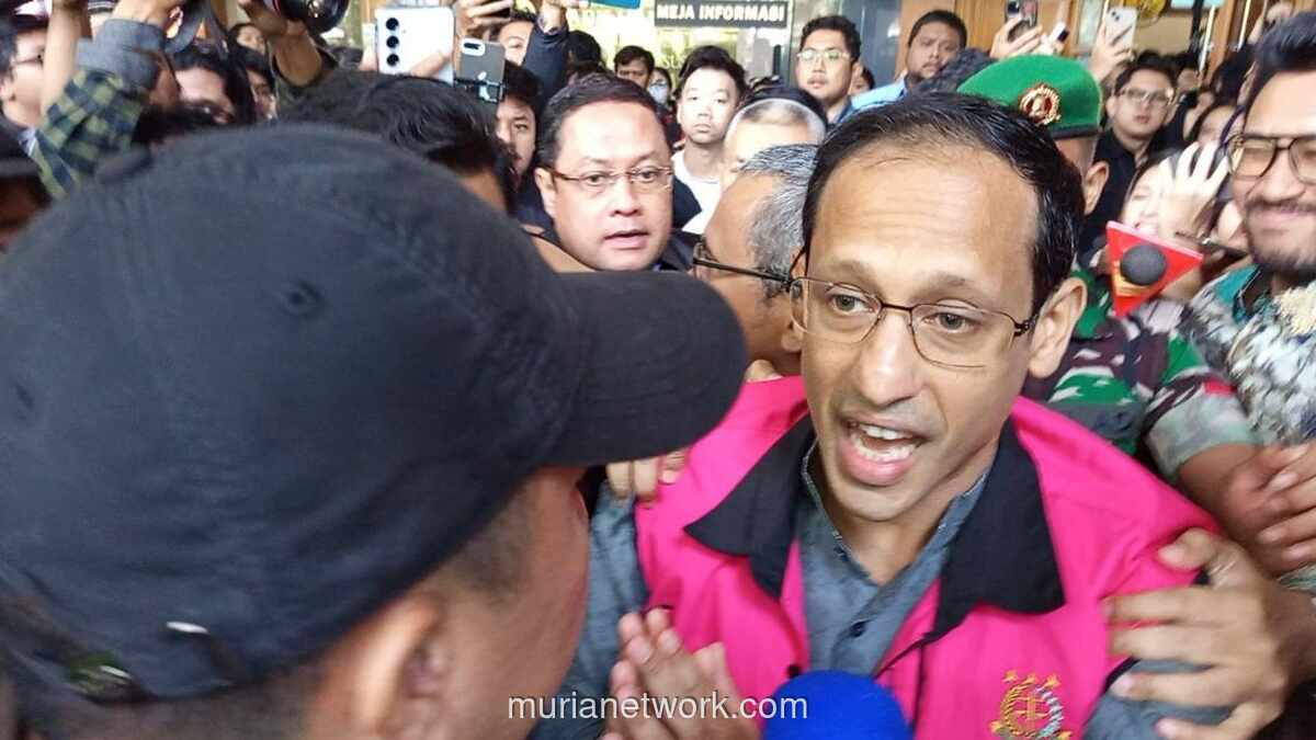 Nadiem Dilarang Bicara ke Media Usai Dakwaan Korupsi Rp2,1 Triliun Dibacakan
