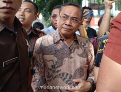 Delapan Tersangka Kasus Pati Tiba di Jakarta Setelah Penerbangan Tertunda