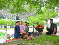 Bandara Kertajati yang Sepi, Disulap Warga Jadi Taman Rekreasi Dadakan