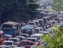 Kemacetan Parah Melanda Tol Jagorawi, Jalur ke Puncak Ditutup Sementara