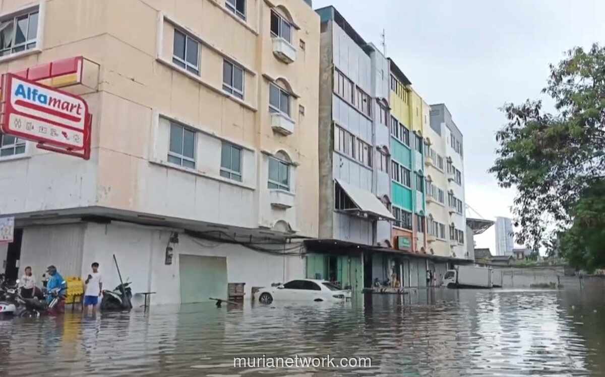 Hujan Deras di Jakarta Tak Tahan Laju Belanja Ritel