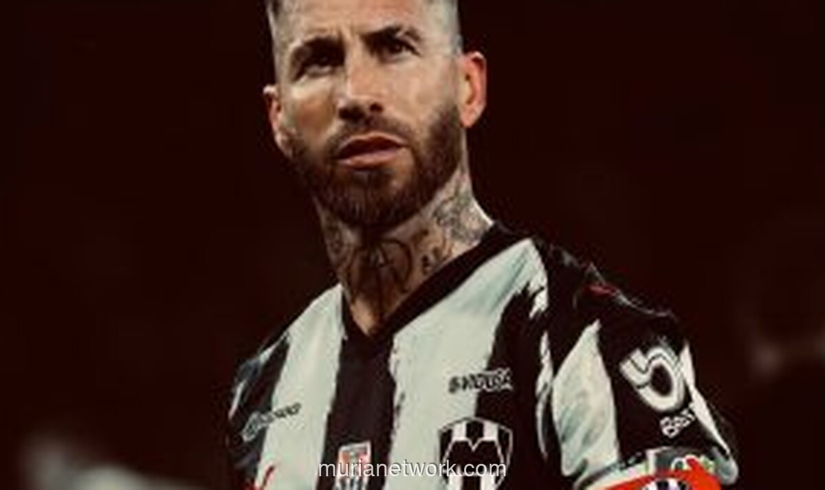 Bobotoh Banjiri Instagram Ramos, Ajak Legenda Spanyol Gabung Persib