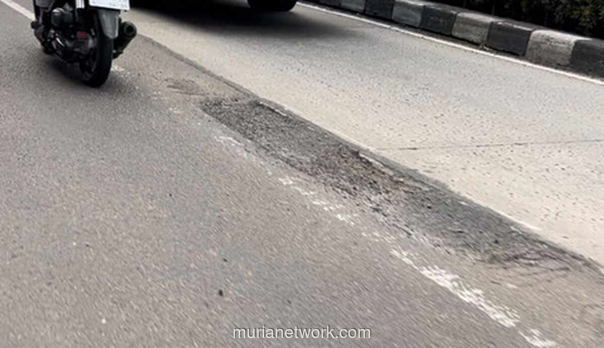 Jalanan Jakarta Berubah Jadi Medan Ranjau Usai Hujan Deras