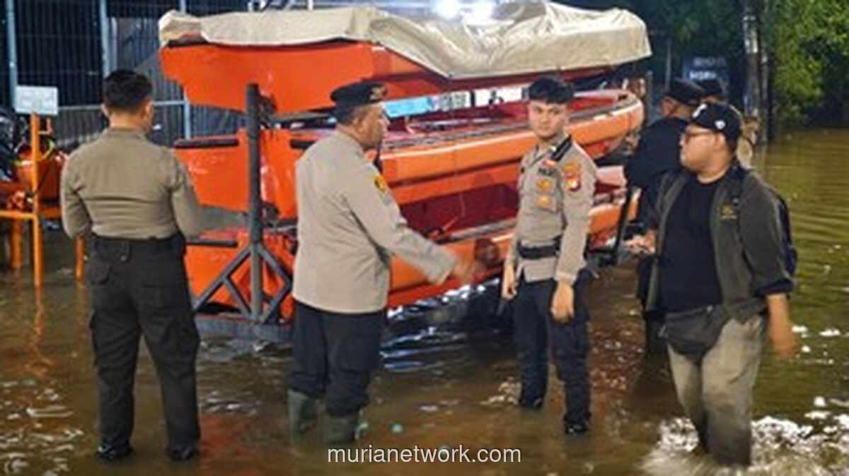 Genangan Air Belum Surut, 318 Warga Tangerang Mengungsi