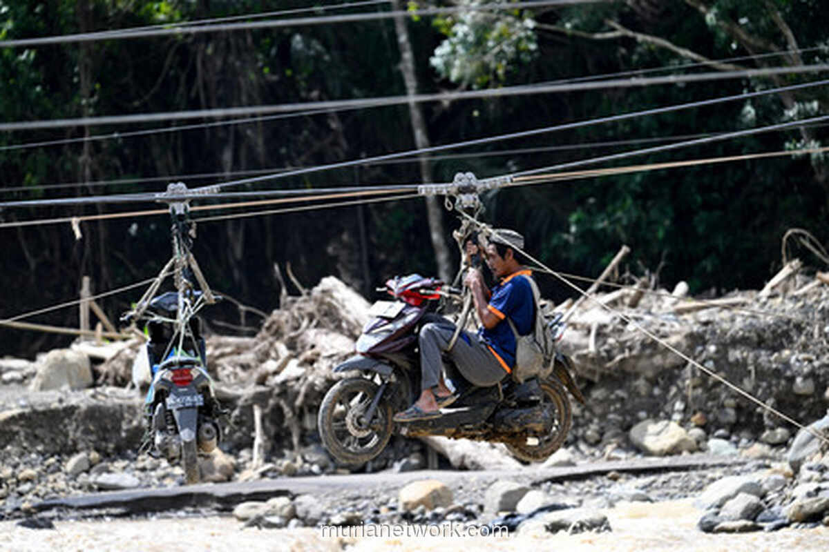 Lasarus Ingatkan Menteri PU: Perbaikan Infrastruktur Pascabencana Harus Komprehensif, Bukan Sekadar Tambal Sulam