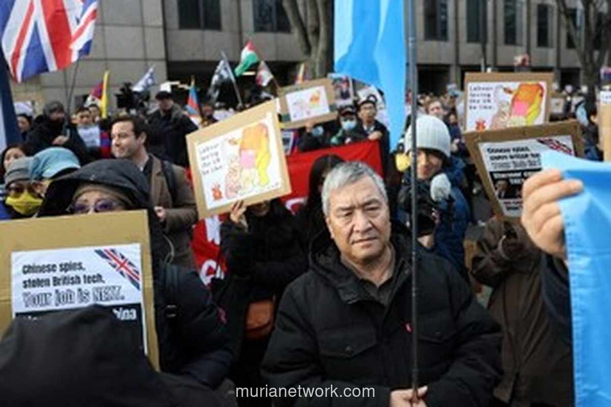 Warga London Serukan Penolakan, Rencana Kedubes China Picu Aksi Protes