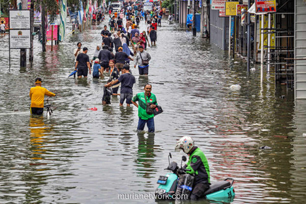 Genangan Kalimalang Tewaskan Pengemudi Ojek Online di Cikarang